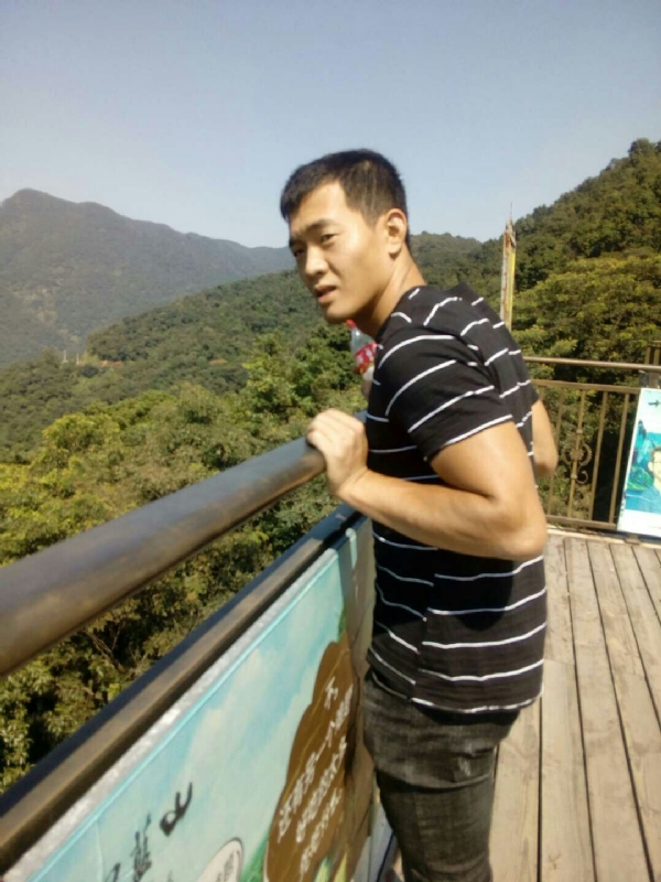 小卢的第一张照片--尤溪婚介网