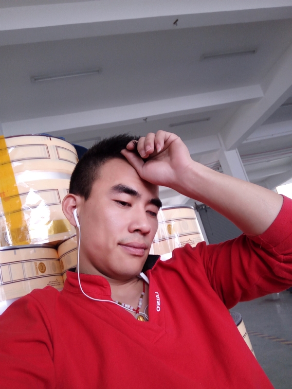 寻唯一的第三张照片--尤溪婚介网