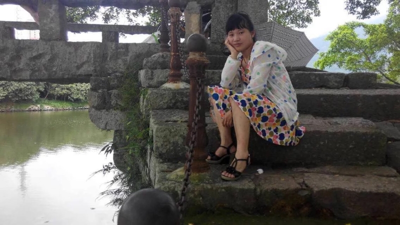 女子悠然的第一张照片--尤溪婚介网