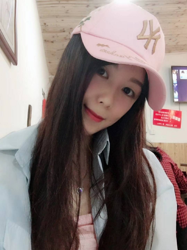 丹丹的第三张照片--尤溪婚介网