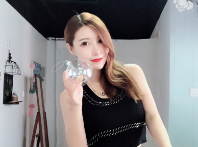 玫瑰有刺勿随意的第四张照片--尤溪婚介网