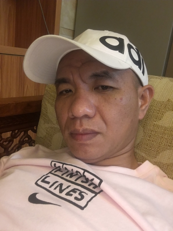 坚持到底的第一张照片--尤溪婚介网