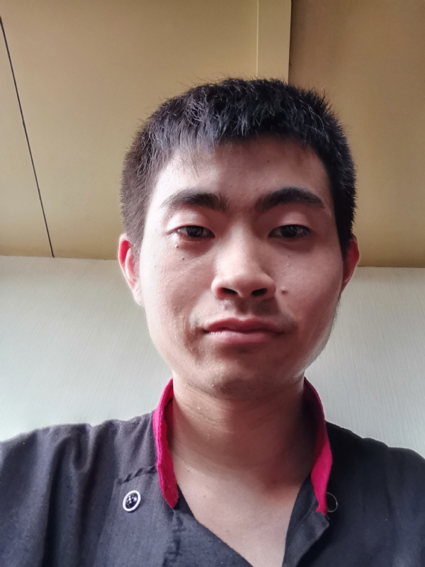 嗯的第一张照片--尤溪婚介网