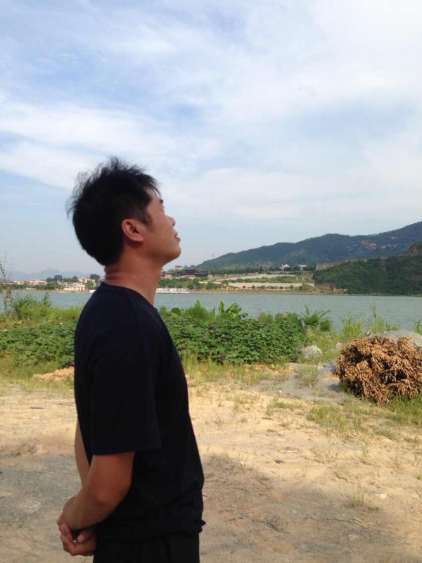 雾里看花的第一张照片--尤溪婚介网