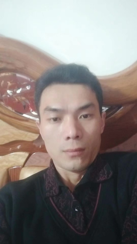 错把真心喂了狗的第四张照片--尤溪婚介网