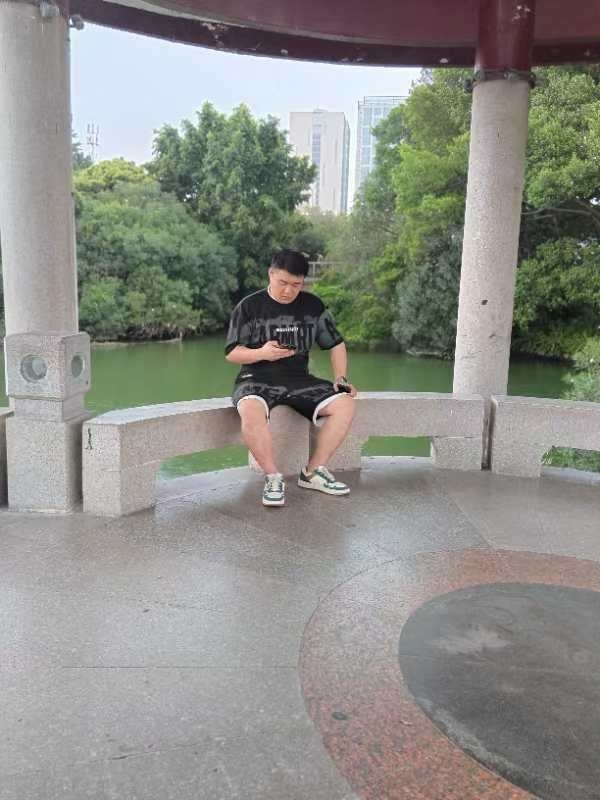 不善挽留的第二张照片--尤溪婚介网