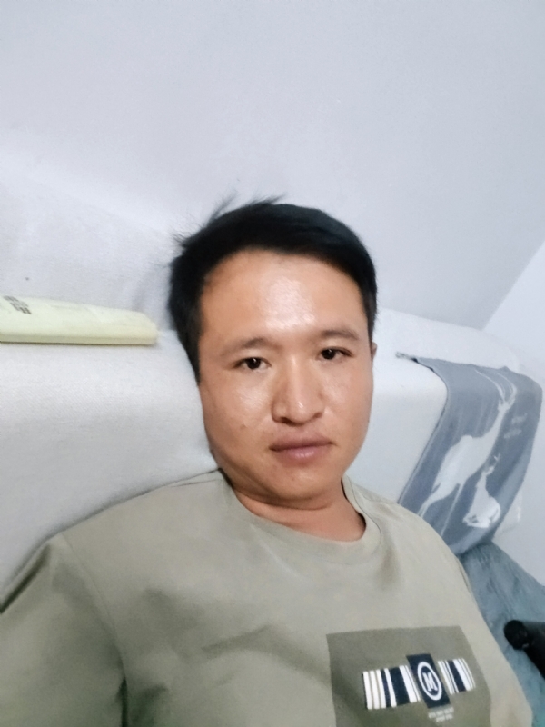 陌生人的第三张照片--尤溪婚介网