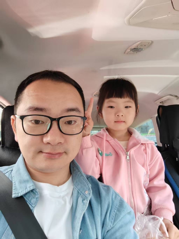 知天晓的第一张照片--尤溪婚介网