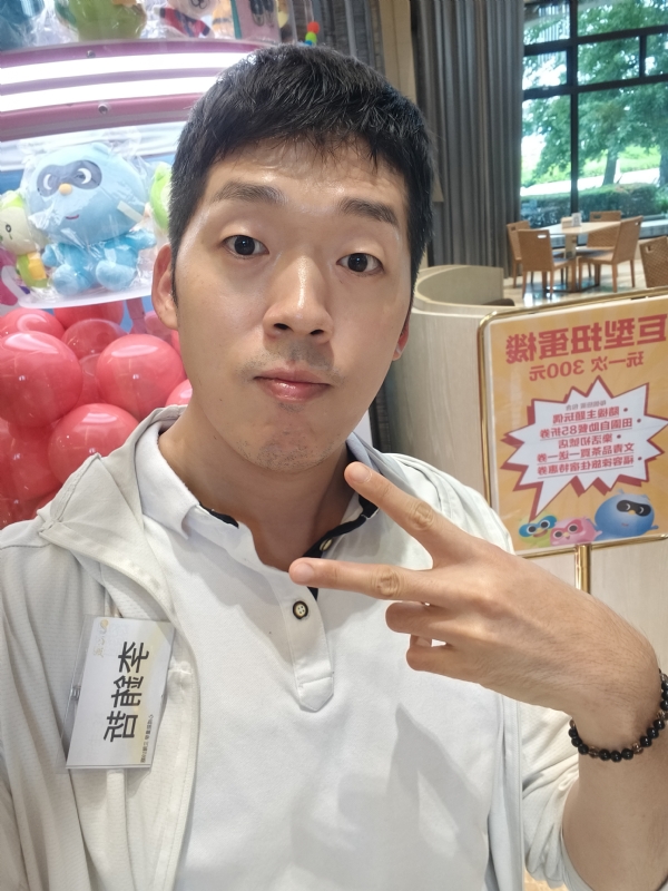 銪哲的第一张照片--尤溪婚介网